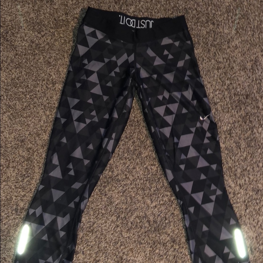 Nike dri-fit capris